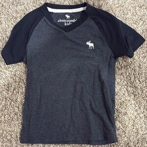 Abercrombie Kids v neck tshirt